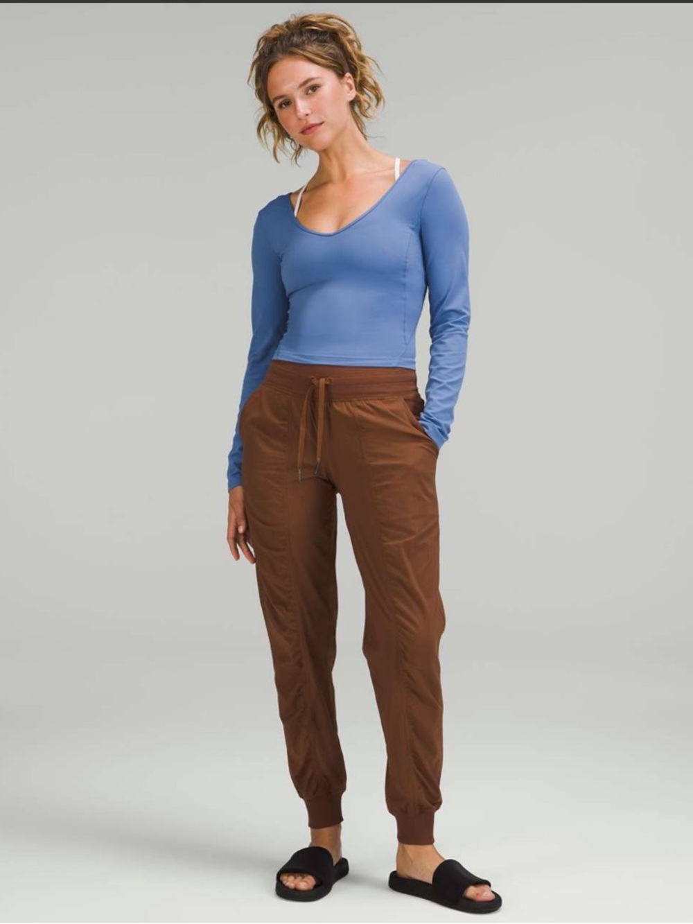 Lululemon Dance Studio Mid-Rise Jogger size 6 in the Color Roasted Brown